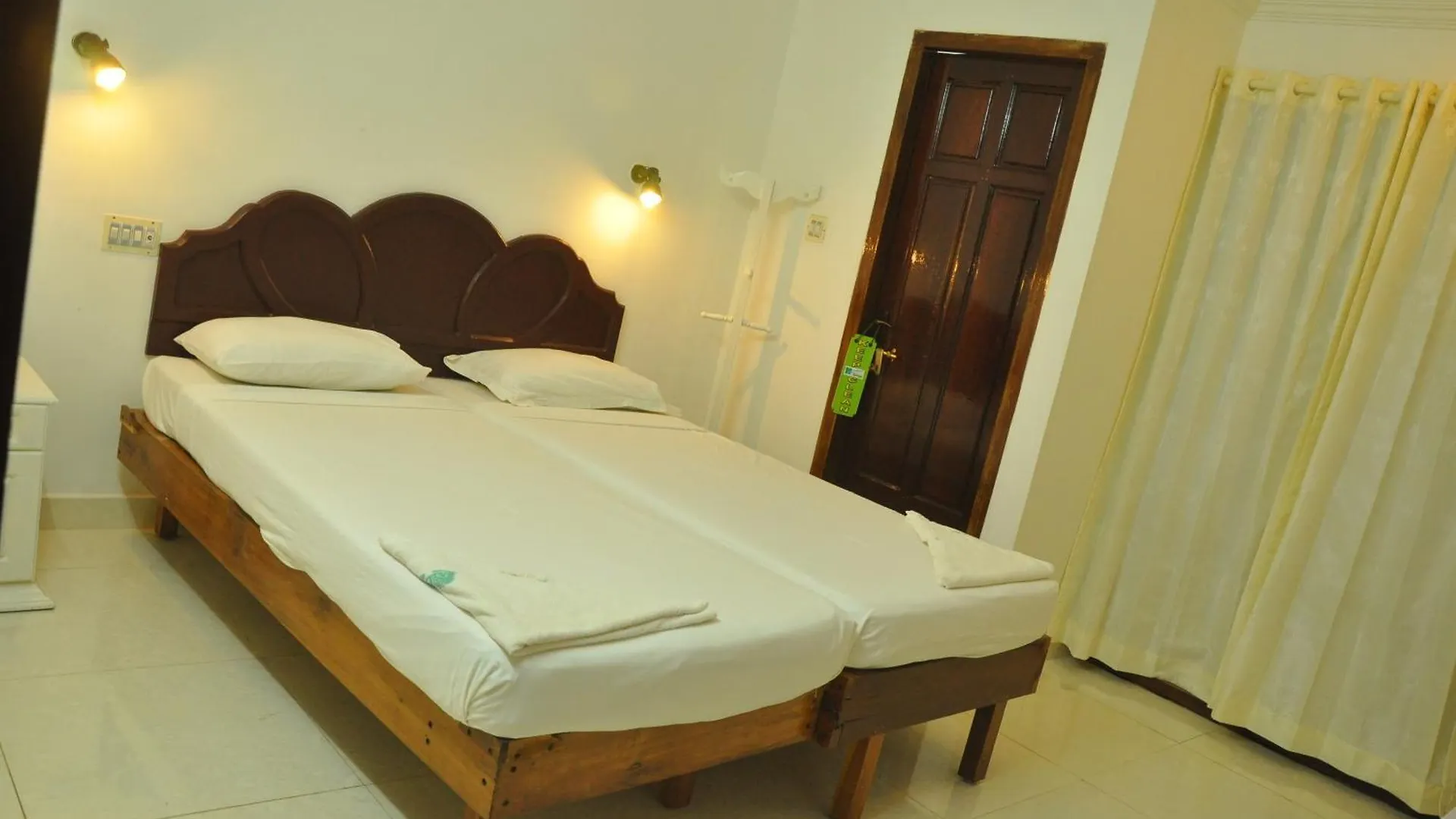 Resort Nikhil Residence Varkala